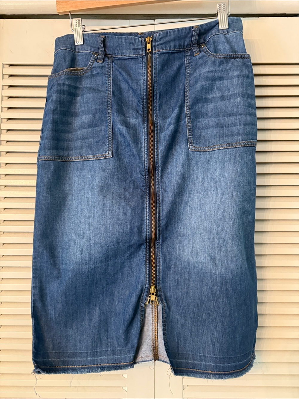 Chico's Medium Blue Zip-Front Denim Straight Skirt